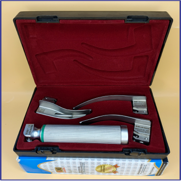 Laryngoscope Macintosh Fiber Optic 3 Blade 1-2-3 Set Adult Handle Premium Quality Reusable Blades Premium Quality Plastics Box Maroon Colour Blister Packing  into Lapa Boxboard Box Packed
