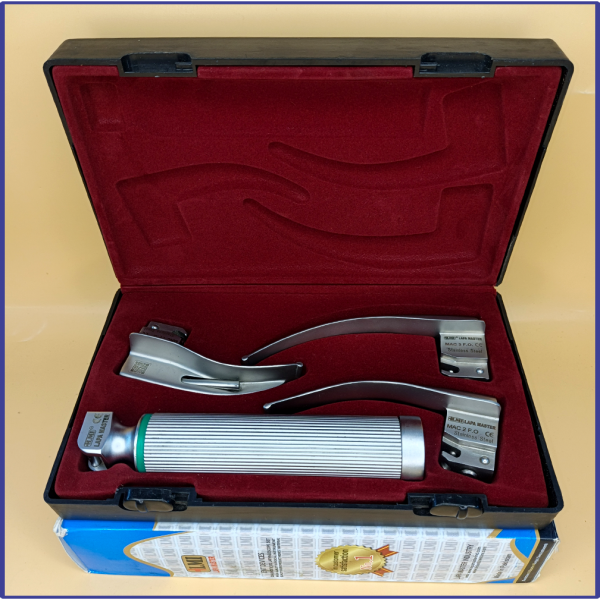 Laryngoscope Macintosh Fiber Optic 3 Blade 1-2-3 Set Adult Handle Premium Quality Reusable Blades Premium Quality Plastics Box Maroon Colour Blister Packing  into Lapa Boxboard Box Packed
