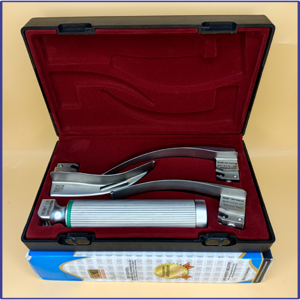 Laryngoscope Macintosh Fiber Optic 3 Blade 2-3-4 Set Adult Handle Premium Quality Reusable Blade Premium Quality Plastics Box  Maroon Colour Blister Packing into Lapa Boxboard Box Packed