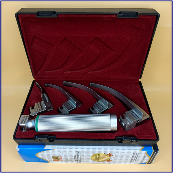 Laryngoscope Macintosh Fiber Optic 4 Blade 0-1-2-3 Set Adult Handle Premium Quality Reusable Blades Premium Quality Plastics Box Maroon Colour Blister Packing into Lapa Boxboard Box Packed