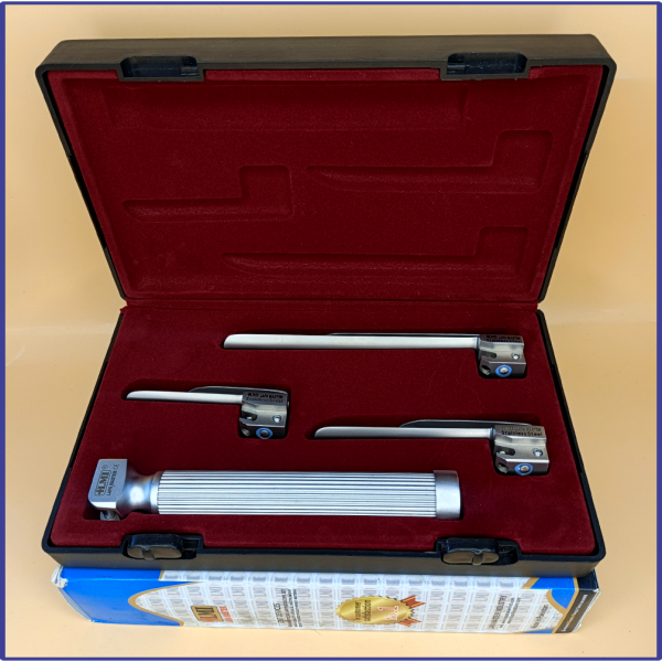 Laryngoscope Conventional Standard Miller 3 Blade 0-1-2 Set Child Handle Premium Quality Reusable Blades Premium Quality Plastics Box Maroon Colour Blister Packing  into Lapa Boxboard Box Packed