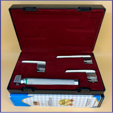 Laryngoscope Miller Fiber Optic 3 Blade 00-0-1 Set Child Handle Premium Quality Reusable Blades Premium Quality Hard Box Maroon Colour Blister Packing into Lapa Boxboard Box Packed