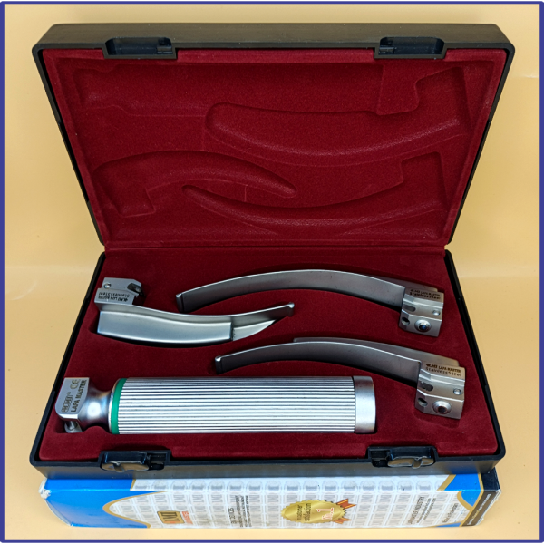 Laryngoscope integral Macintosh Fiber Optic 3 Blade 2-3-4 Set Adult Handle Premium Quality Reusable Blades Premium Quality Hard Box Maroon Colour Blister Packing into Lapa Boxboard Box Packed