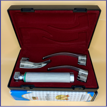 Laryngoscope Standard Macintosh Fiber Optic 3 Blade 1-2-3 Set Adult Handle Reusable Blades Stainless Steel Standard Quality Blades Premium Quality  Hard Box Maroon Colour Blister Packing into Lapa Boxboard Box Packed