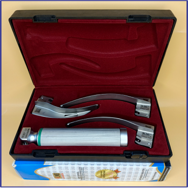 Laryngoscope Standard Macintosh Fiber Optic 3 Blade 2-3-4 Set Adult Handle Reusable Blades Stainless Steel Standard Quality Blades Premium Quality Hard Box Maroon Colour Blister Packing into Lapa Boxboard Box Packed