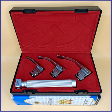 Laryngoscope Macintosh Fiber Optic 3 Blade 0-1-2 Set Child Handle Premium Quality Reusable Blades Premium Quality Plastics Box Blister Packing  Red Colour into Lapa Boxboard Box Packed