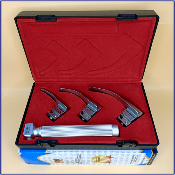 Laryngoscope Macintosh Fiber Optic 3 Blade 0-1-2 Set Child Handle Premium Quality Reusable Blades Premium Quality Plastics Box Blister Packing  Red Colour into Lapa Boxboard Box Packed