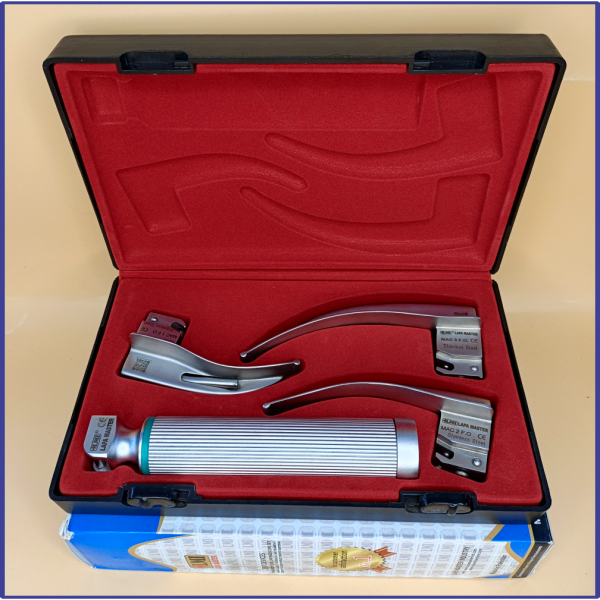 Laryngoscope Macintosh Fiber Optic 3 Blade 1-2-3 Set Adult Handle Premium Quality Reusable Blades Premium Quality Plastics Box Blister Packing  Red Colour into Lapa Boxboard Box Packed
