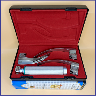 Laryngoscope Macintosh Fiber Optic 3 Blade 2-3-4 Set Adult Handle Premium Quality Reusable Blades Premium Quality Plastics Box Red Colour Blister Packing into Lapa Boxboard Box Packed