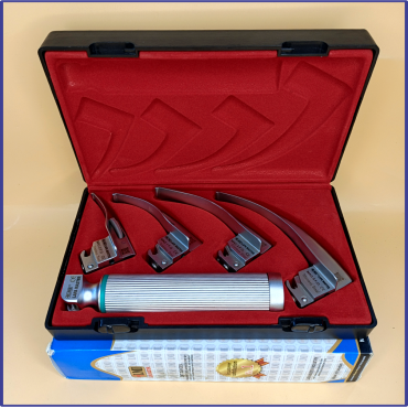 Laryngoscope integral Macintosh Fiber Optic 4 Blade 0-1-2-3 Set Adult Handle Premium Quality Reusable Blades Premium Quality Plastics Box Red Blister Packing Colour into Lapa Boxboard Box Packed