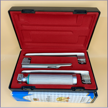 Laryngoscope Miller Fiber Optic 3 Blade 2-3-4 Set Adult Handle Premium Quality Reusable Blades Premium Quality Plastics Box Red Colour Blister Packing into Lapa Boxboard Box Packed