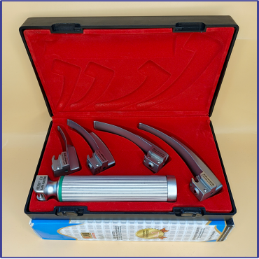 Laryngoscope integral Macintosh Fiber Optic 4 Blade 0-1-2-3 Set Adult Handle Premium Quality Reusable Blades Premium Quality Plastics Box Red Colour Blister Packing into Lapa Boxboard Box Packed