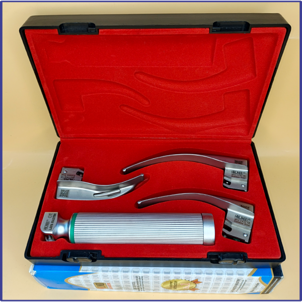  Laryngoscope Standard Macintosh Fiber Optic 3 Blade 1-2-3 Set Adult Handle Reusable Blades Stainless Steel Standard Quality Blades Premium Quality Plastics Box Red Colour Blister Packing into Lapa Boxboard Box Packed