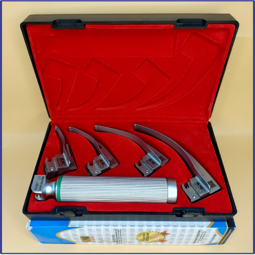 Laryngoscope Standard Macintosh Fiber Optic 4 Blade 0-1-2-3 Set Adult Handle Reusable Blades Stainless Steel Standard Quality Blades Plastics Box Red Colour Blister Packing into Lapa Boxboard Box Packed